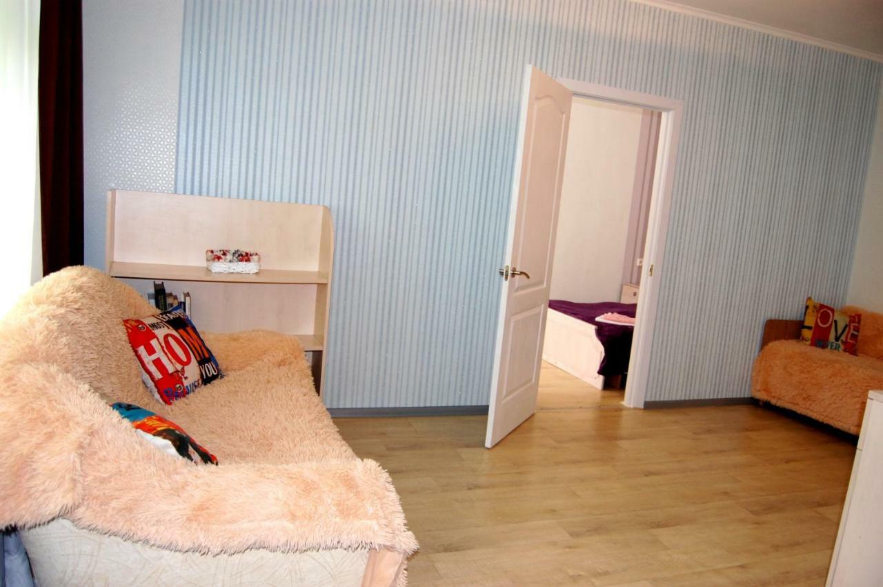 Standard Apartment On Umanskaya Kiev Exterior foto